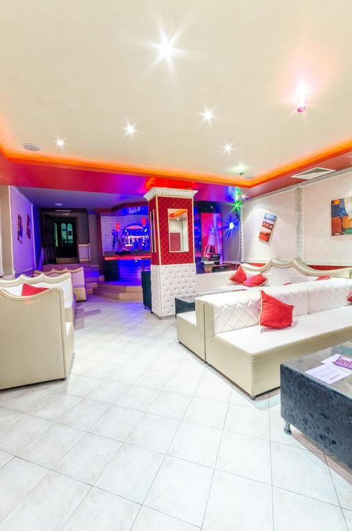 Hotel Cosmos Asenovgrad Exterior photo